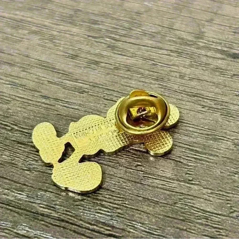 Vintage Disney Gold Tone Mickey Mouse Pin